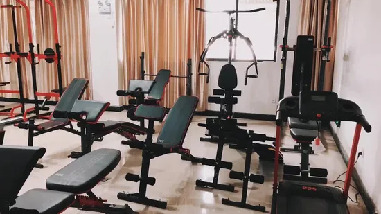 Wholesale Multifunction Home Gym System Station Weight Training Seated Straight Arm Clip Chest Integrated Gym Trainer 